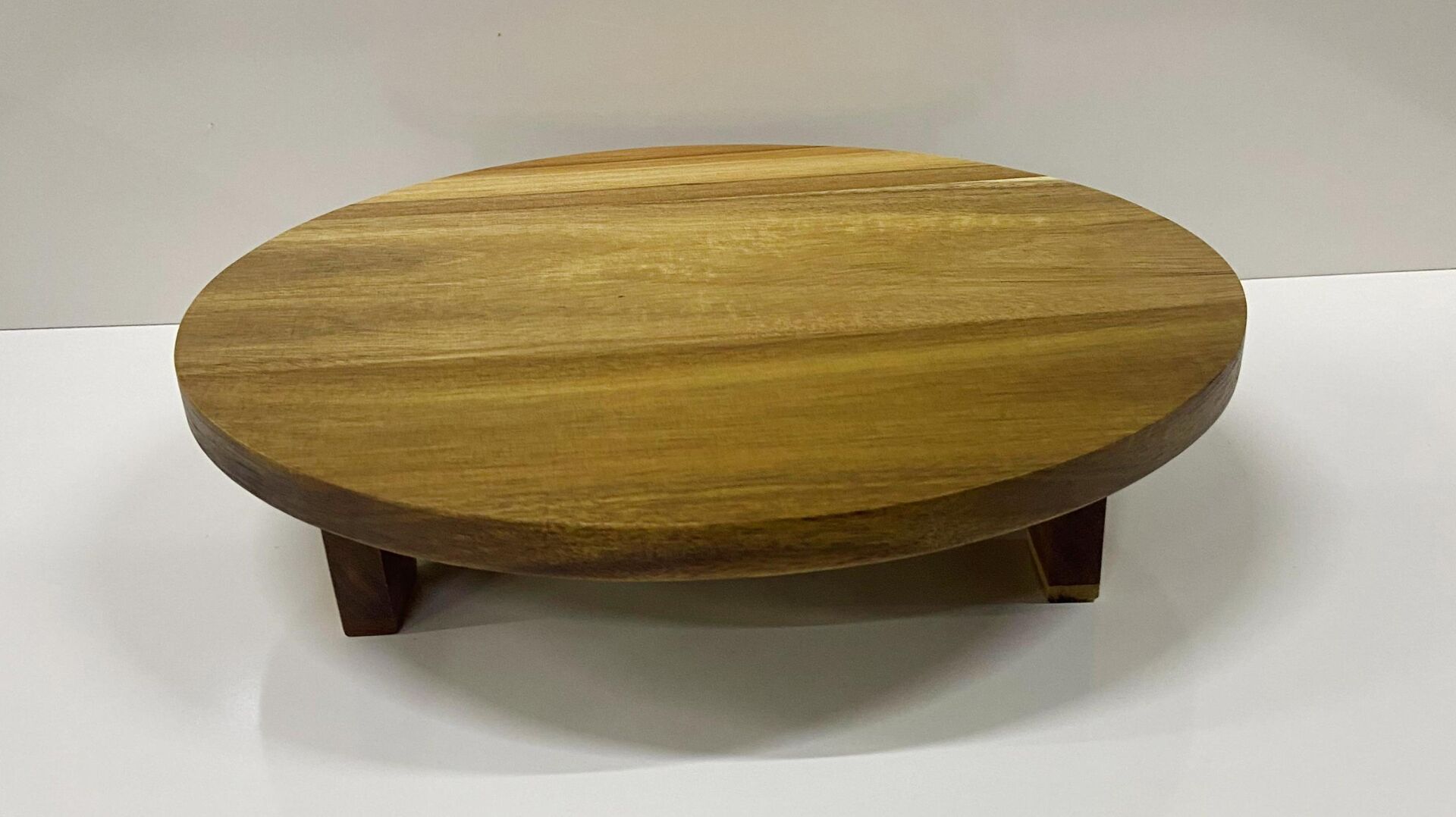 Akasya Ayaklı Sunumluk Yuvarlak 25 CM