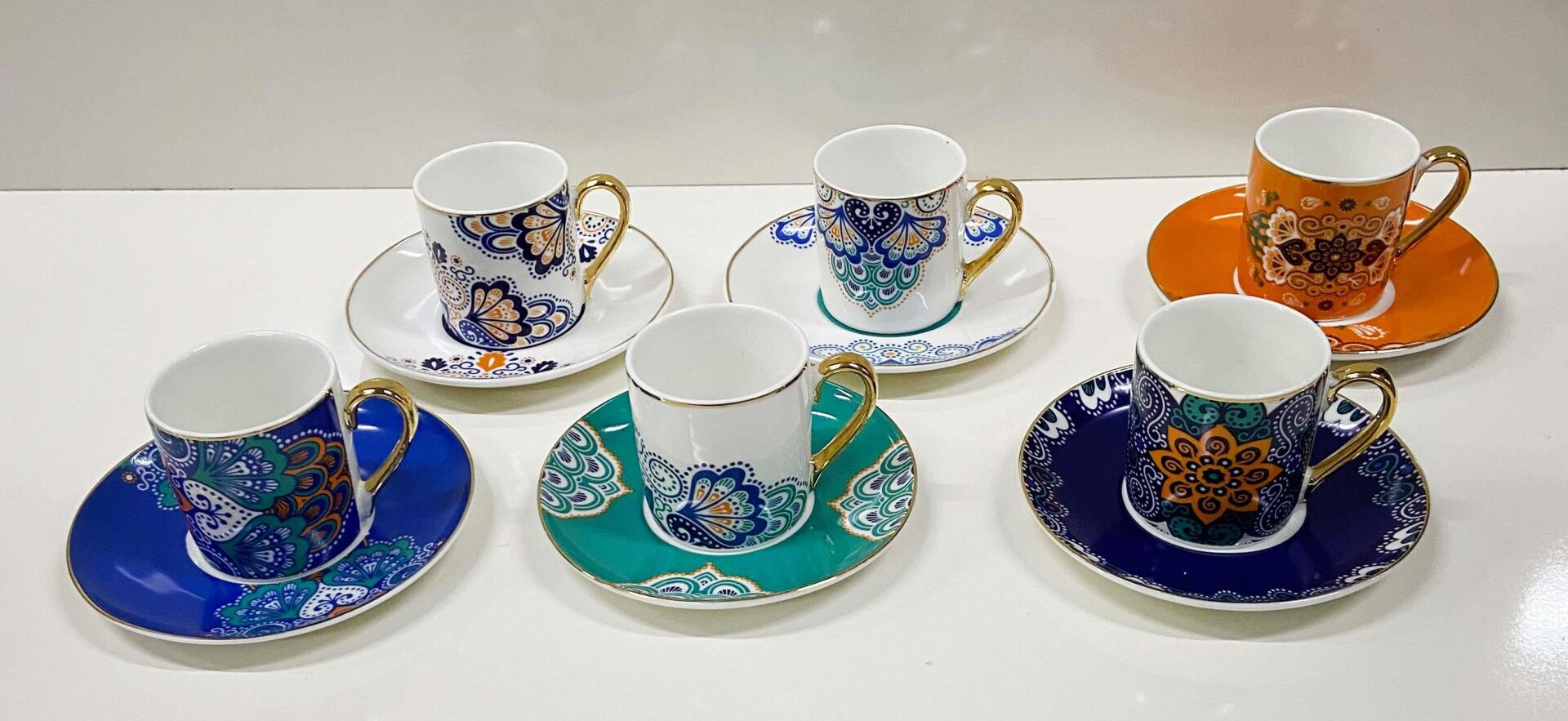 Renkli Porselen Kahve Fincan Takımı 6 Kişilik