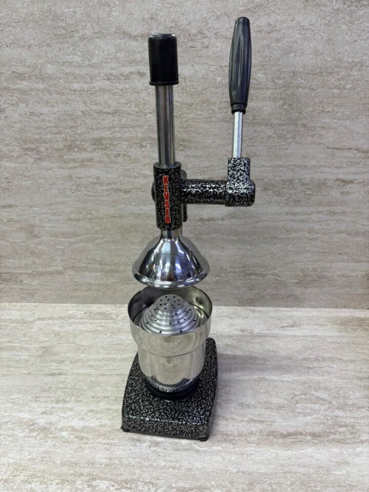 Kollu Narenciye Sıkacağı Döküm Gövde